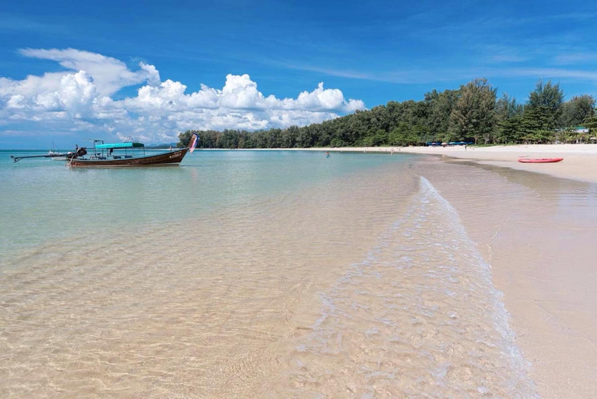 Ideo Phuket Hotel - Sha Extra Plus Nai Yang Bagian luar foto