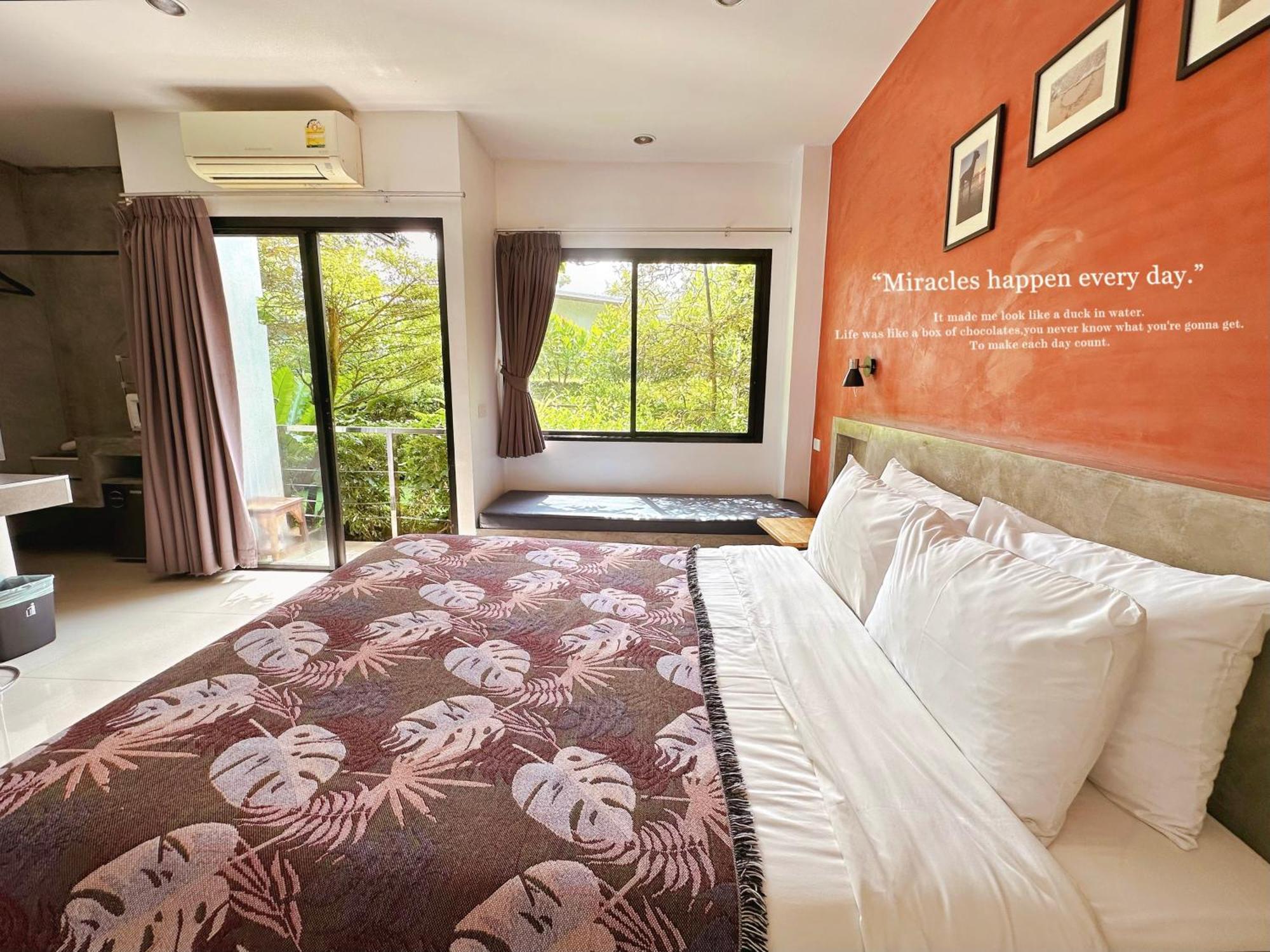 Ideo Phuket Hotel - Sha Extra Plus Nai Yang Bagian luar foto