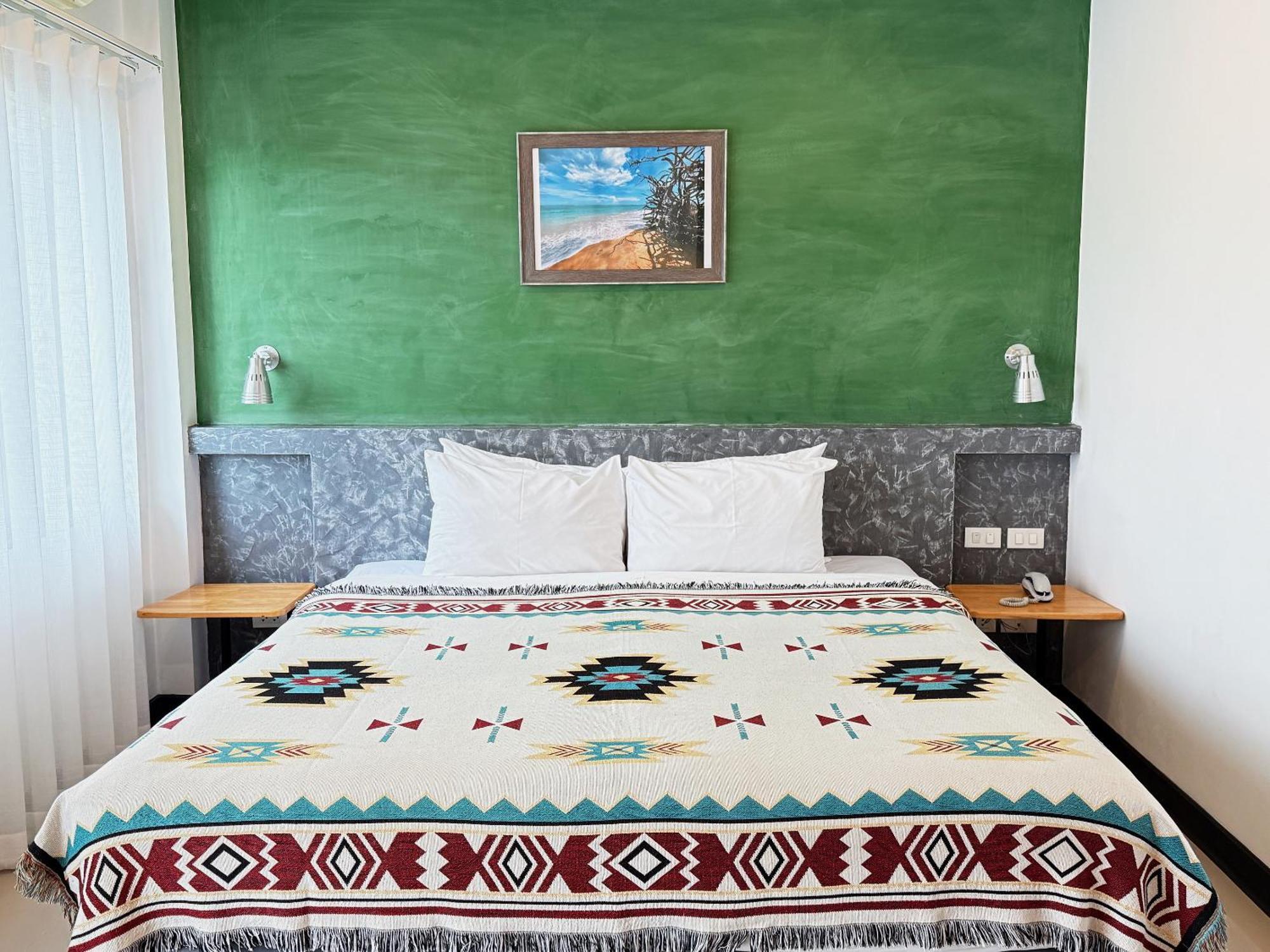Ideo Phuket Hotel - Sha Extra Plus Nai Yang Bagian luar foto